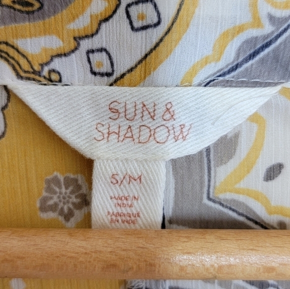 Sun & Shadow | Yellow Gray Paisley Sheer Kimono Size Small/Medium - Picture 5 of 7